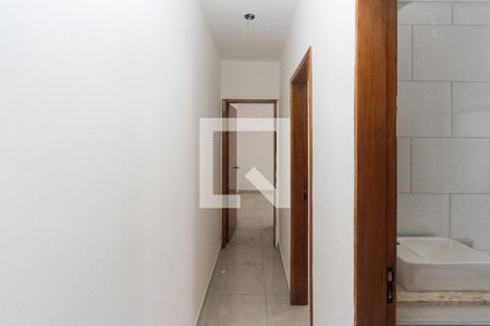 Corredor de apartamento para alugar com 2 quartos, 48m² em Vila Prudente, São Paulo