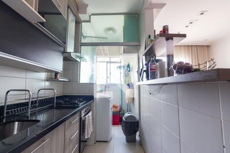 Cozinha de apartamento à venda com 2 quartos, 49m² em Bussocaba, Osasco