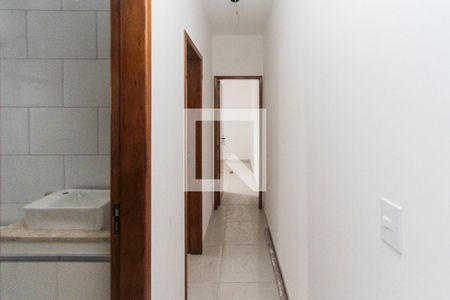 Corredor de apartamento para alugar com 2 quartos, 48m² em Vila Prudente, São Paulo