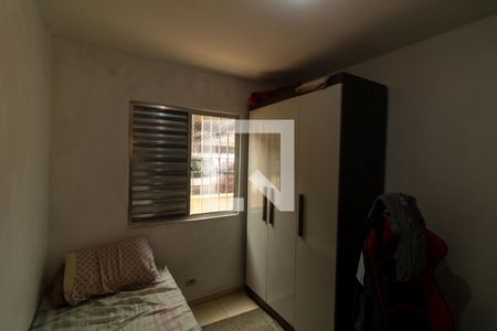 Quarto 2 de apartamento para alugar com 2 quartos, 43m² em Artur Alvim, São Paulo