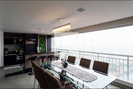 Varanda de apartamento à venda com 3 quartos, 154m² em Vila Alexandria, São Paulo
