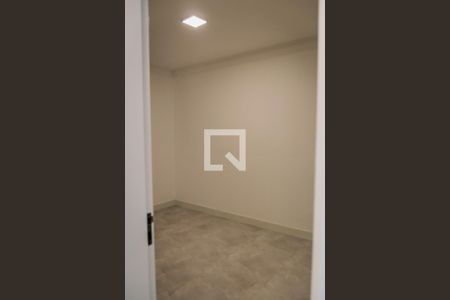 Quarto 1 de apartamento para alugar com 2 quartos, 84m² em Jardim Maranhao, Embu das Artes