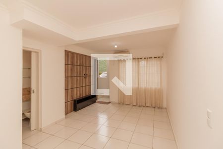 Sala de casa de condomínio à venda com 2 quartos, 90m² em Rondônia, Novo Hamburgo