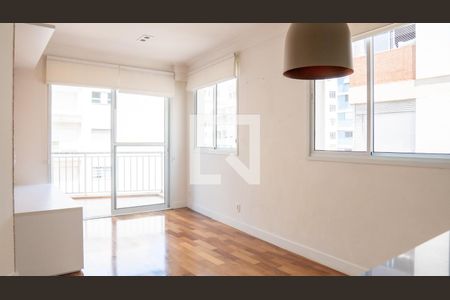 Sala de apartamento para alugar com 2 quartos, 83m² em Santa Cecília, São Paulo