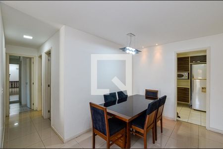 Sala de apartamento à venda com 3 quartos, 90m² em Vital Brasil, Niterói