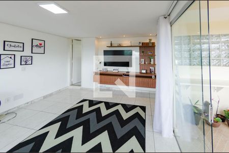 Sala 2 de apartamento à venda com 3 quartos, 135m² em Alto Caiçaras, Belo Horizonte