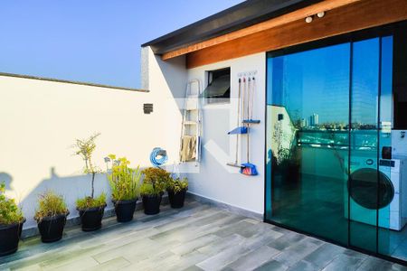 Apartamento à venda com 100m², 2 quartos e 1 vaga Apartamento à venda com 100m², 2 quartos e 1 vagaCobertura