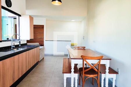 Apartamento à venda com 100m², 2 quartos e 1 vaga Apartamento à venda com 100m², 2 quartos e 1 vagaCobertura