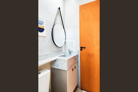 Apartamento à venda com 100m², 2 quartos e 1 vaga Apartamento à venda com 100m², 2 quartos e 1 vagaBanheiro da Suite