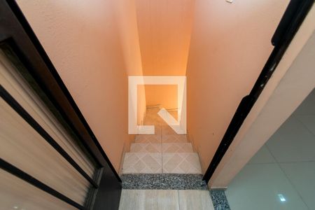 Corredor - Escada de casa à venda com 1 quarto, 55m² em Brás de Pina, Rio de Janeiro