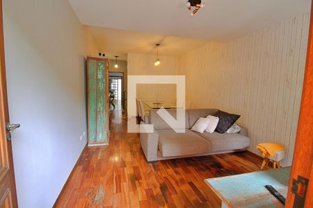 Sala 2 de casa de condomínio para alugar com 3 quartos, 170m² em Vila Suzana, São Paulo