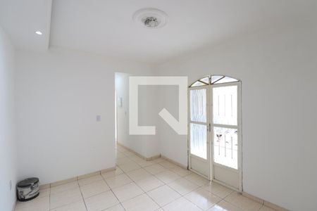 Sala de casa para alugar com 2 quartos, 60m² em Trindade, São Gonçalo