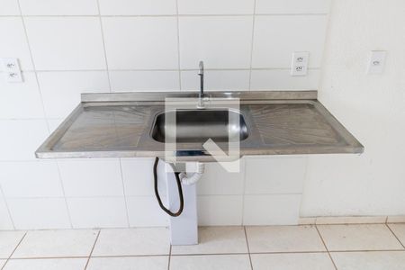 Apartamento para alugar com 44m², 2 quartos e 1 vaga Apartamento para alugar com 44m², 2 quartos e 1 vagaCozinha e Área de Serviço