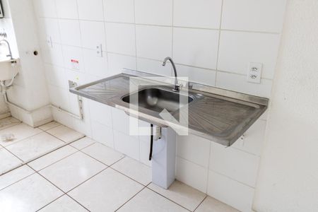 Apartamento para alugar com 44m², 2 quartos e 1 vaga Apartamento para alugar com 44m², 2 quartos e 1 vagaCozinha e Área de Serviço