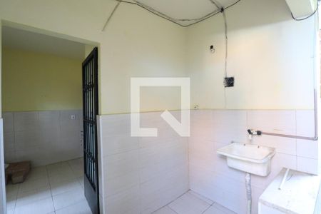 Varanda de kitnet/studio para alugar com 1 quarto, 30m² em Trindade, São Gonçalo