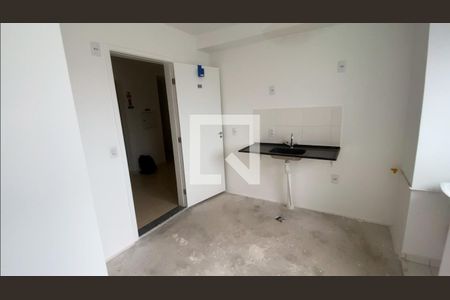 Cozinha e Área de Serviço de apartamento à venda com 2 quartos, 33m² em Parque Vitoria, São Paulo