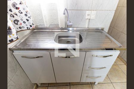 Cozinha de casa para alugar com 1 quarto, 24m² em Catumbi, São Paulo