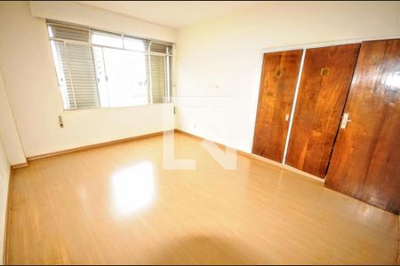 Apartamento à venda com 2 quartos, 142m² em Centro, Campinas