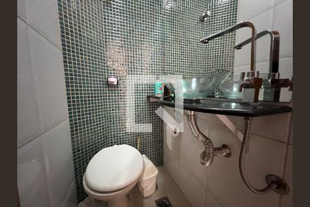 Lavabo de casa à venda com 3 quartos, 130m² em Alvorada, Contagem