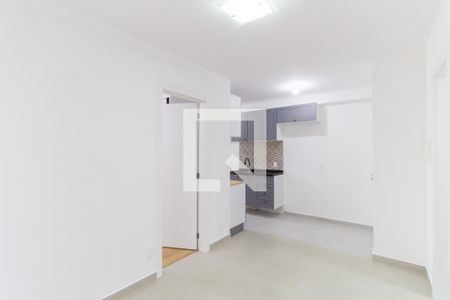 Sala de apartamento para alugar com 2 quartos, 39m² em Cambuci, São Paulo