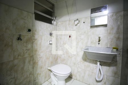 Banheiro de apartamento para alugar com 1 quarto, 26m² em Liberdade, São Paulo