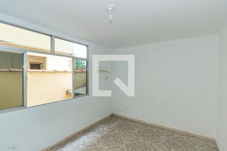 Quarto 1 de apartamento para alugar com 3 quartos, 45m² em Vila da Penha, Rio de Janeiro