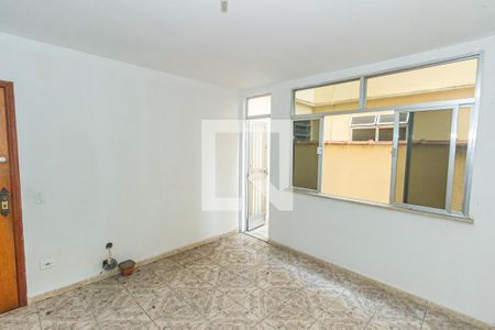 Sala de apartamento para alugar com 3 quartos, 45m² em Vila da Penha, Rio de Janeiro