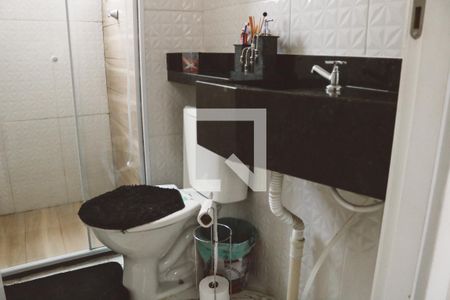 Banheiro de apartamento para alugar com 2 quartos, 39m² em Vila Santos, São Paulo