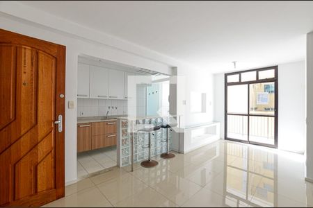 Sala de apartamento à venda com 2 quartos, 63m² em São Domingos, Niterói