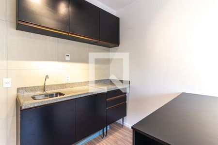 Sala e Cozinha de apartamento para alugar com 1 quarto, 24m² em Bela Vista, São Paulo