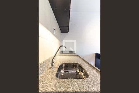 Sala e Cozinha - Pia de apartamento para alugar com 1 quarto, 24m² em Bela Vista, São Paulo