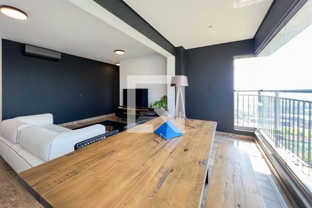 Sala de apartamento à venda com 2 quartos, 77m² em Indianópolis, São Paulo