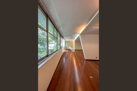 Sala de apartamento para alugar com 5 quartos, 206m² em Copacabana, Rio de Janeiro