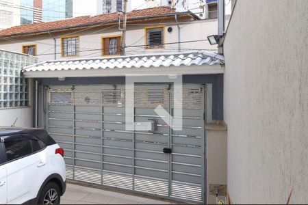 Garagem de casa à venda com 3 quartos, 201m² em Água Fria, São Paulo