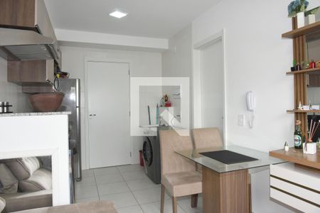 Sala/Cozinha de casa para alugar com 1 quarto, 26m² em Jardim Cidalia, São Paulo