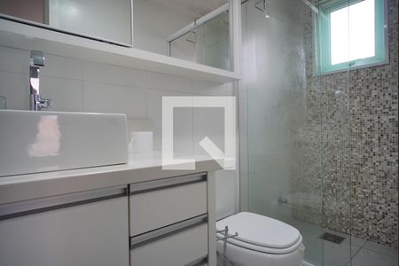 Banheiro da Suíte de apartamento à venda com 2 quartos, 67m² em Jardim Itu Sabará, Porto Alegre