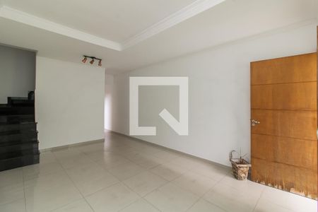 Sala de casa à venda com 3 quartos, 180m² em Vila Londrina, São Paulo