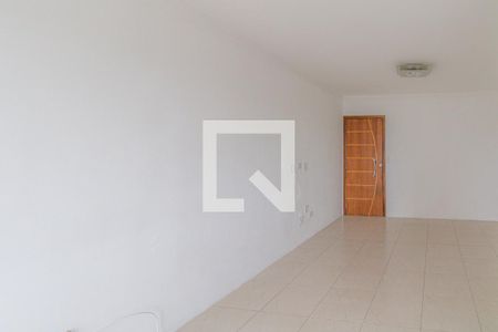 Sala de apartamento para alugar com 3 quartos, 75m² em Moinho Velho, São Paulo