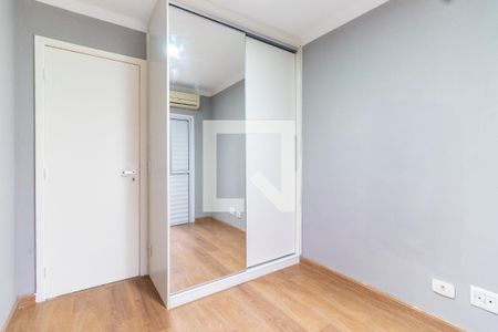 Quarto 2 de casa de condomínio para alugar com 3 quartos, 120m² em Vila do Castelo, São Paulo