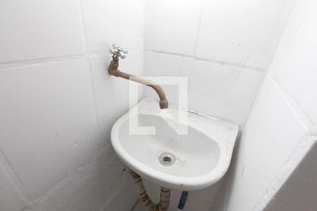 Banheiro de apartamento para alugar com 1 quarto, 20m² em Centro Histórico, Porto Alegre