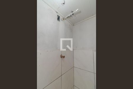 Banheiro da Suíte de casa para alugar com 2 quartos, 40m² em Vila Jardim, Porto Alegre