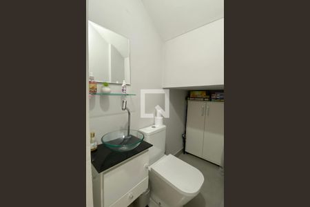 Lavabo de casa de condomínio à venda com 2 quartos, 65m² em Jardim Regina Alice, Barueri