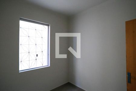 Quarto 2 de casa para alugar com 3 quartos, 200m² em Santa Tereza, Belo Horizonte