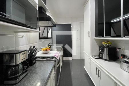 Cozinha de apartamento para alugar com 2 quartos, 100m² em Perdizes, São Paulo