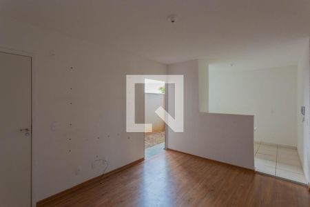 Sala de apartamento para alugar com 2 quartos, 50m² em Nacional, Contagem