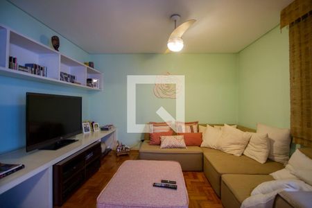 Sala de TV de apartamento à venda com 3 quartos, 110m² em Jardim Paulista, São Paulo