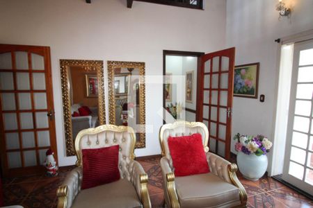 Sala de estar de casa à venda com 5 quartos, 410m² em Harmonia, Canoas