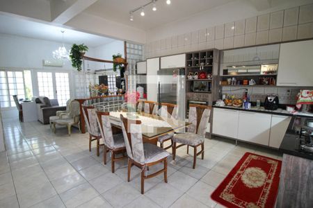 Cozinha de casa à venda com 5 quartos, 410m² em Harmonia, Canoas