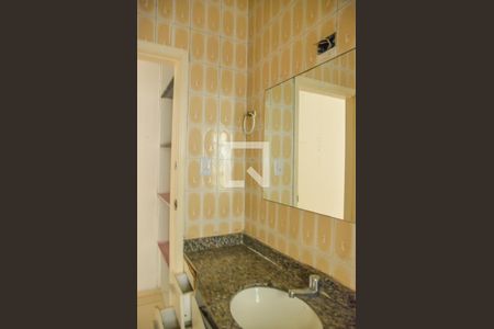 Banheiro da Suíte de casa à venda com 2 quartos, 180m² em Vila Planalto, São Bernardo do Campo