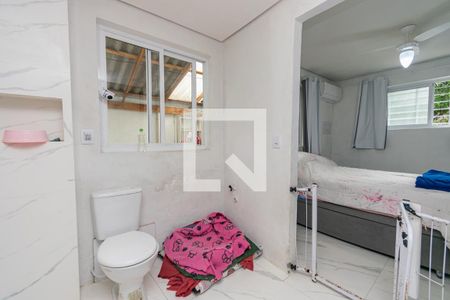 Banheiro 1 de casa à venda com 3 quartos, 295m² em Azenha, Porto Alegre